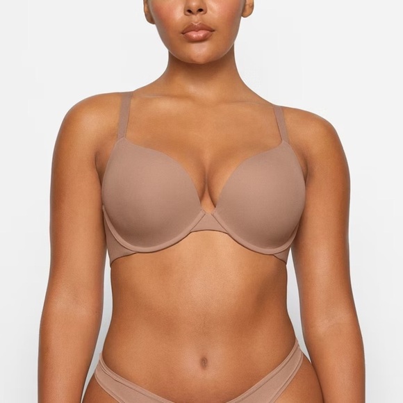 Skims Fits Everybody Bra - Picture 1 of 3